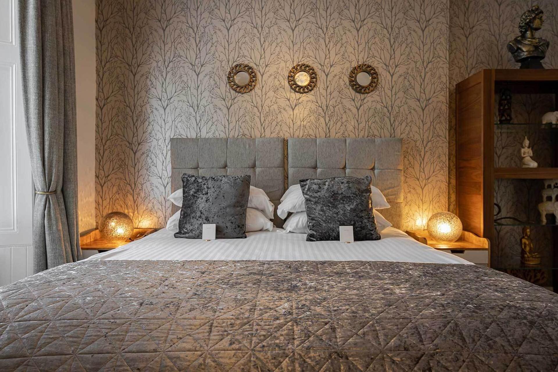 Carmel Apartments Falkirk Room photo