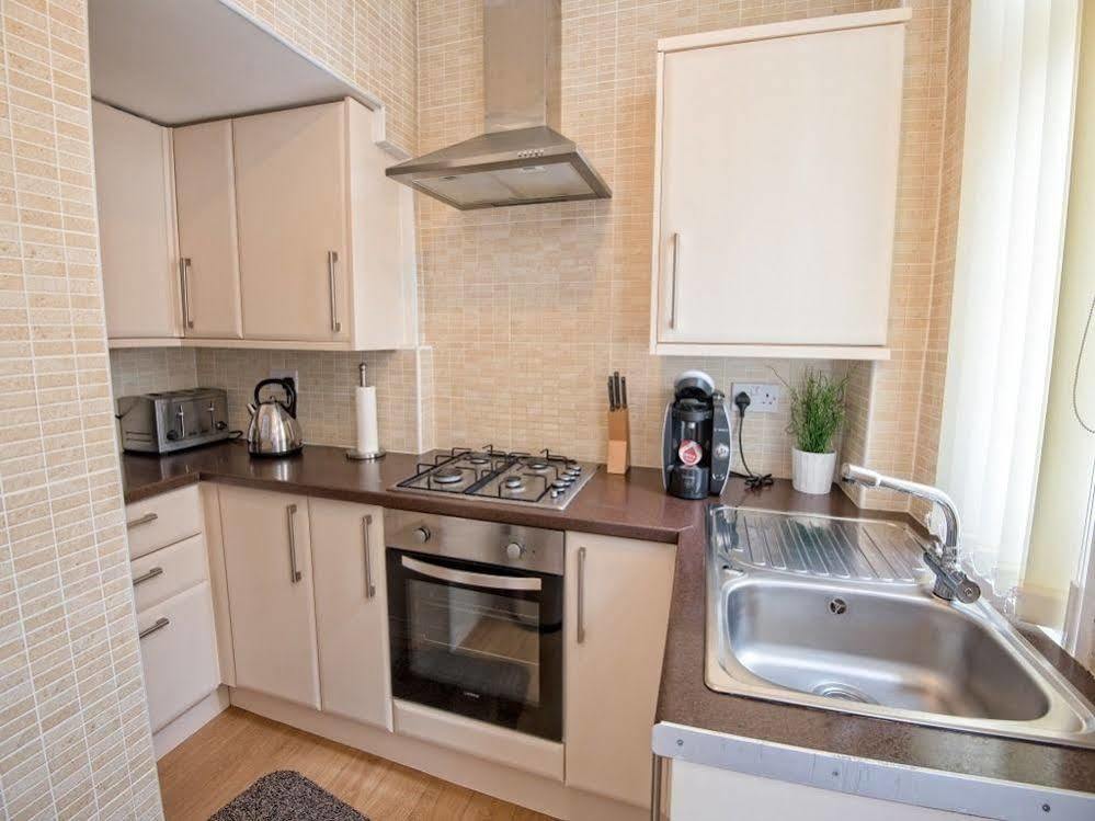 Carmel Apartments Falkirk Exterior photo